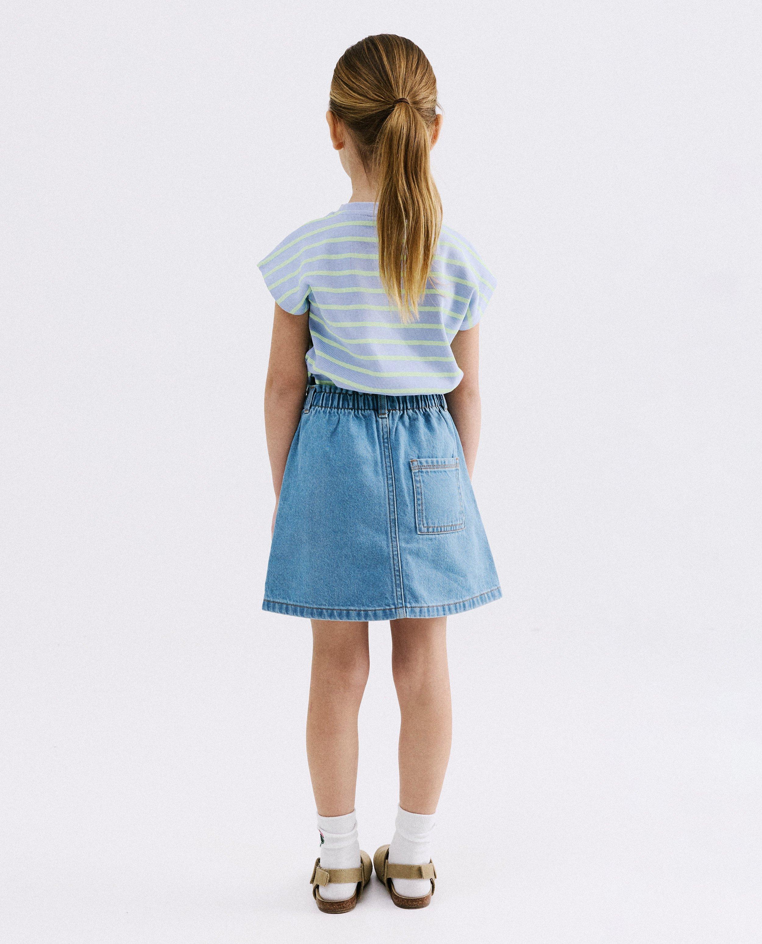 T-shirt met fijne strepen, relaxed fit - Product Detail - lichtblauw - afbeelding nummer 3