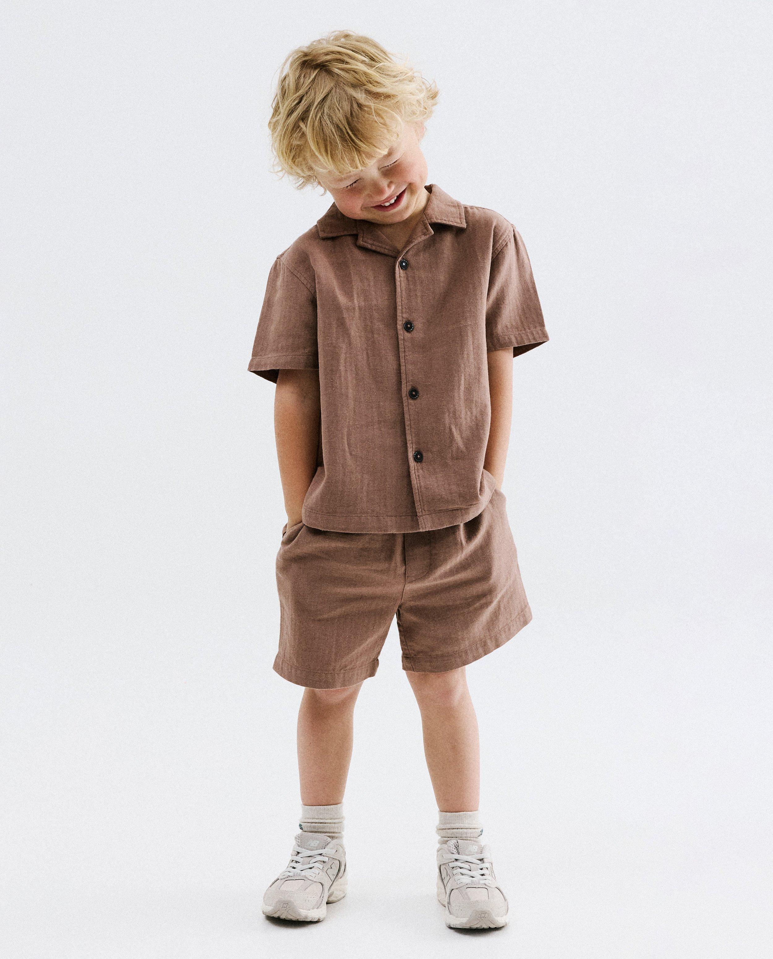 Beige short - Product Detail - bruin - afbeelding nummer 1