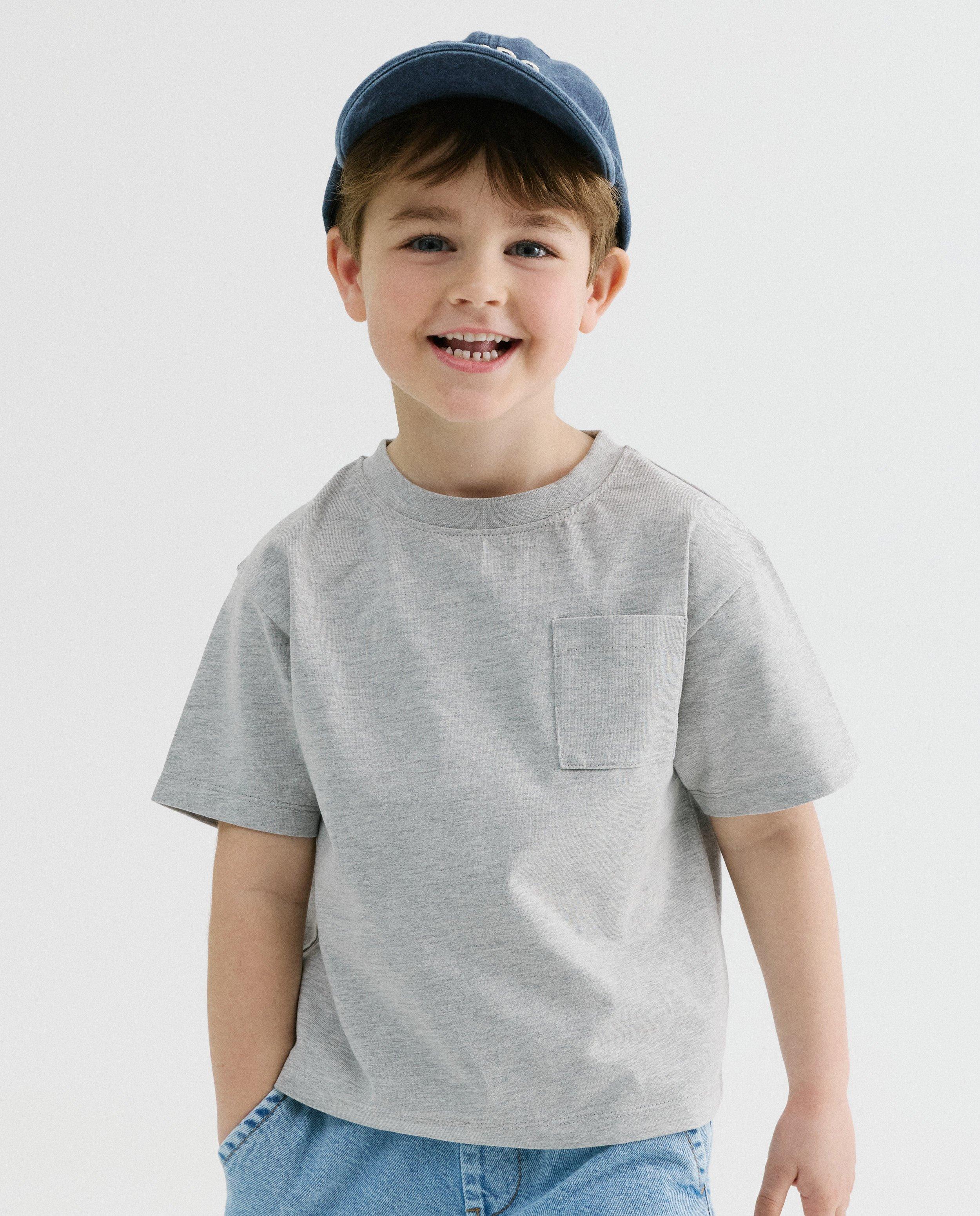 T-shirt met backprint Kiddo, loose fit, unisex, 98-134 - Product Detail - grijs - afbeelding nummer 2