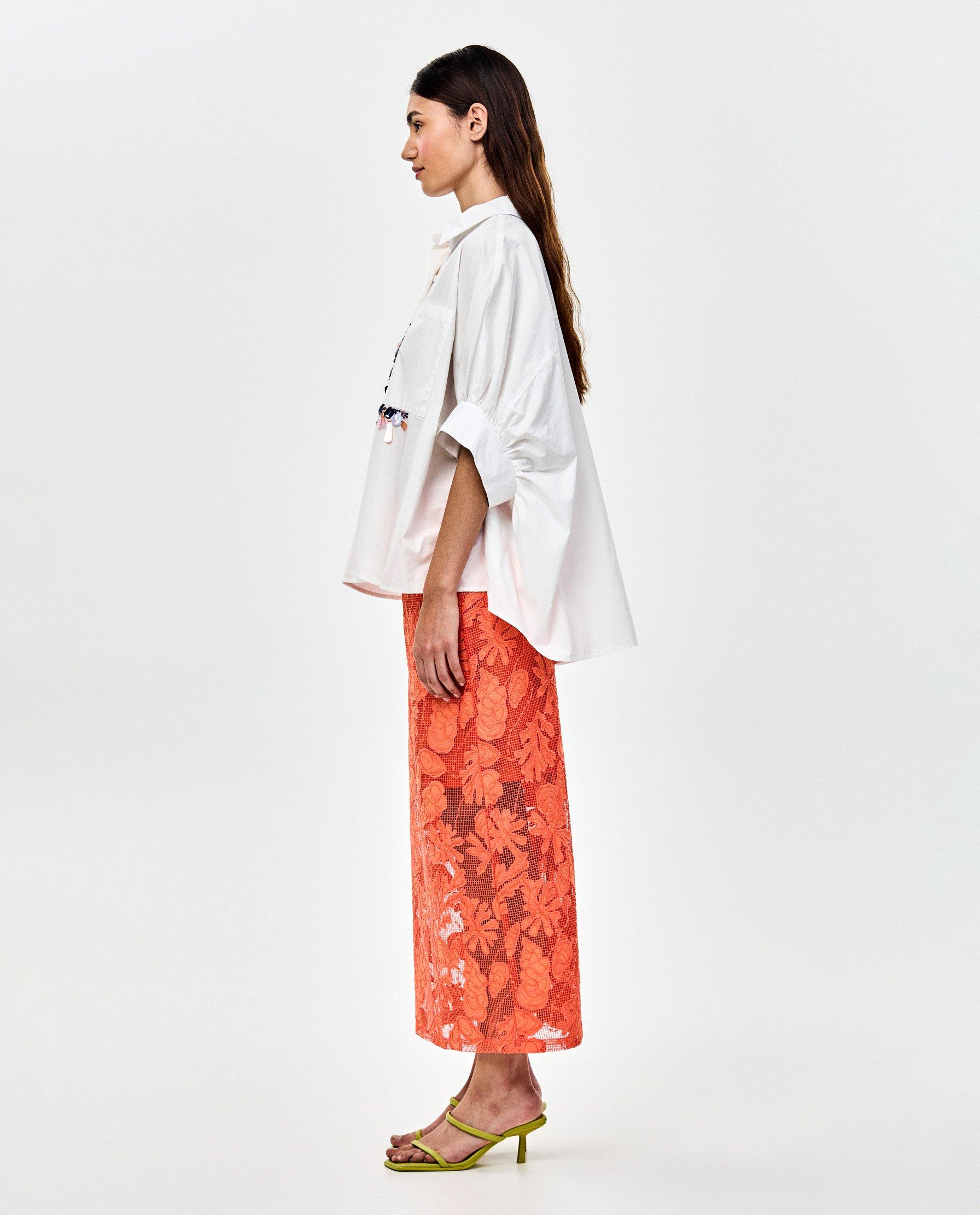 Hemdblouse met geborduurde bloemen - Product Detail - wit - afbeelding nummer 3