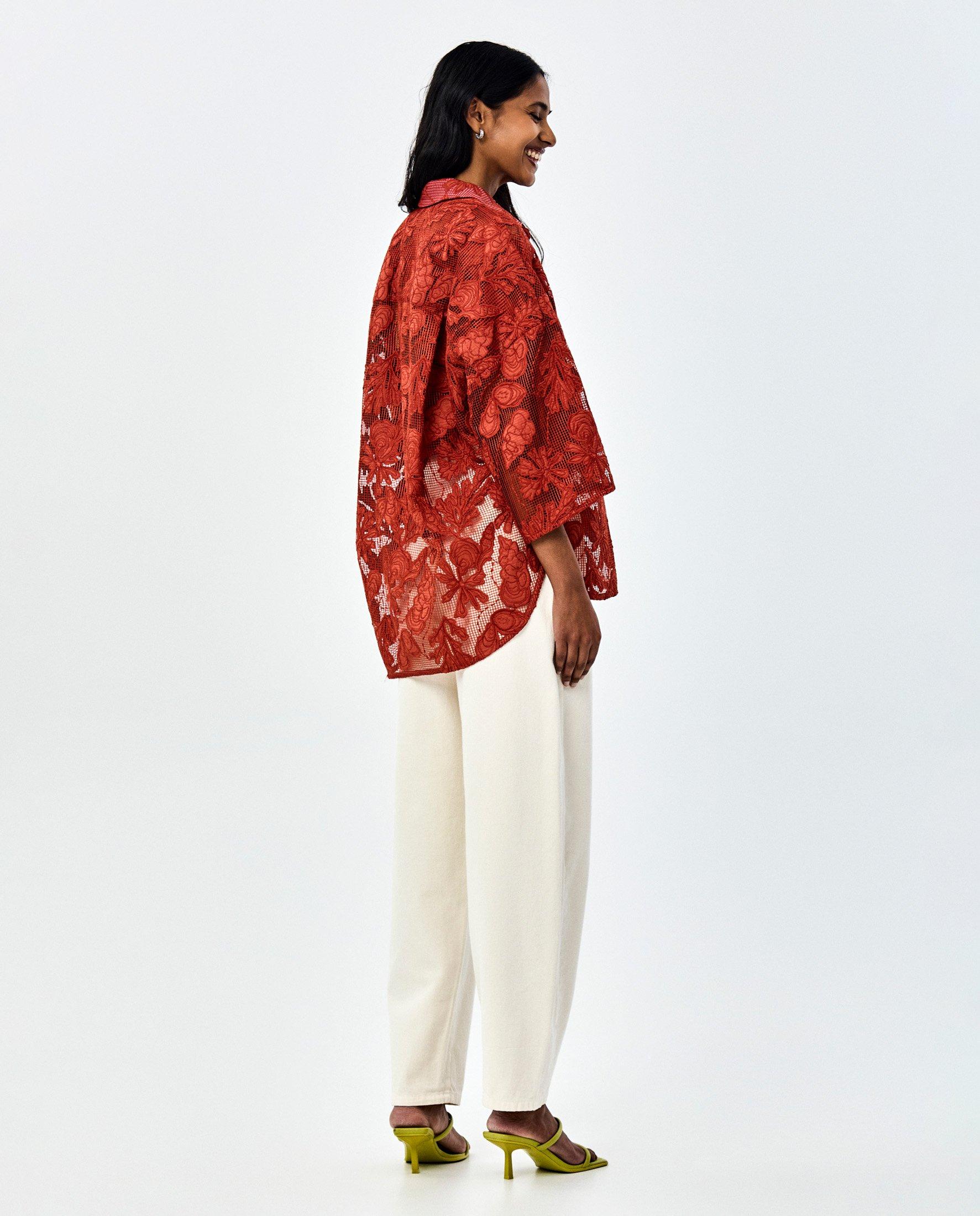 Blouse en dentelle - D&eacute;tails du produit - blanc - image num&eacute;ro 3