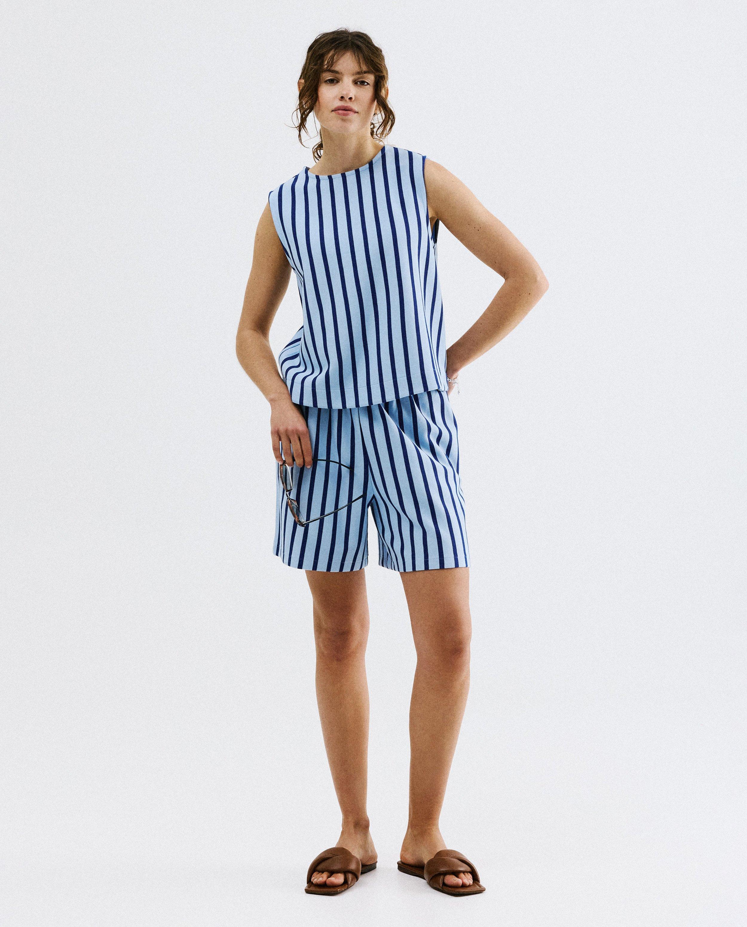 Short ray&eacute; - D&eacute;tails du produit - bleu clair - image num&eacute;ro 1