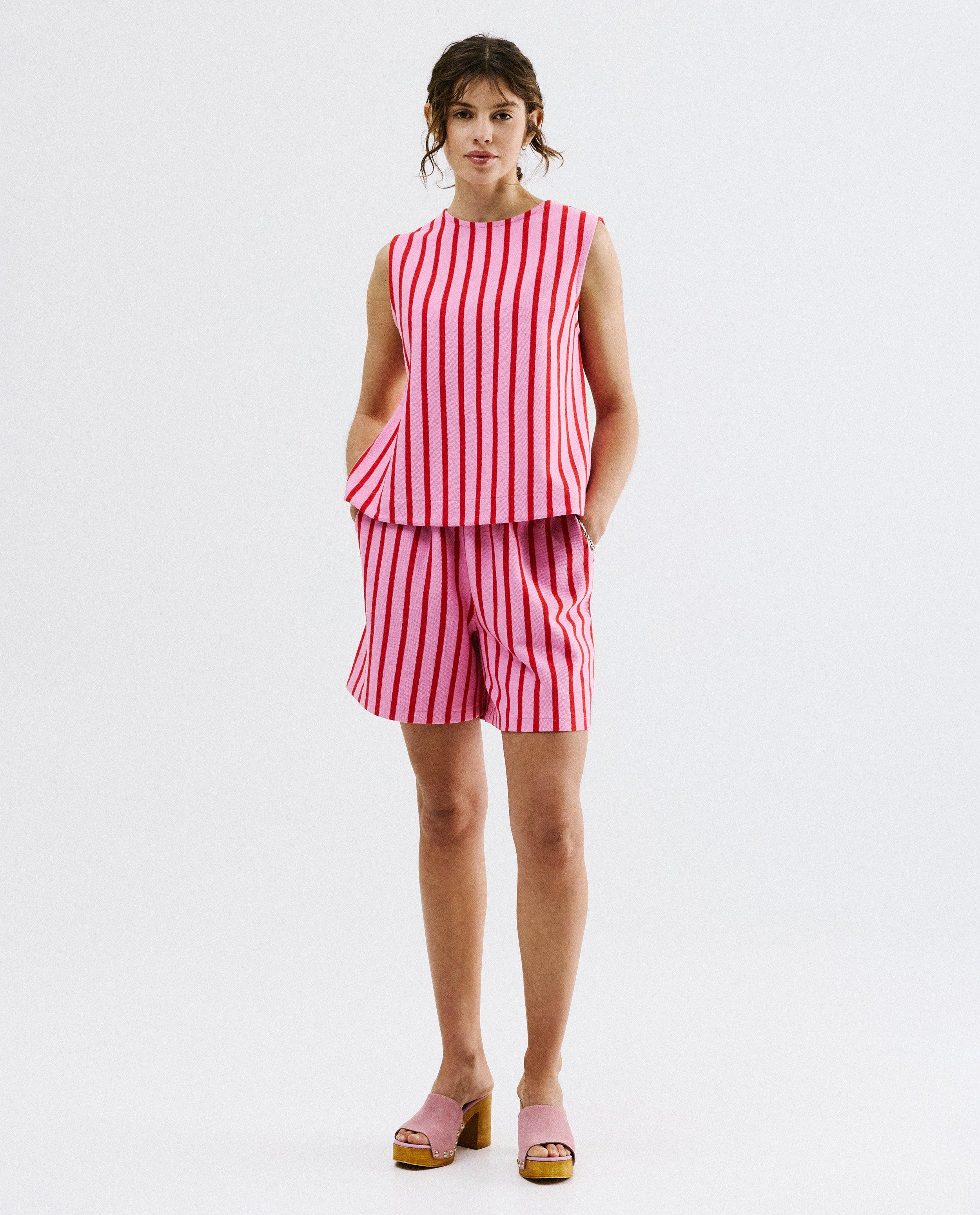 Short met strepen