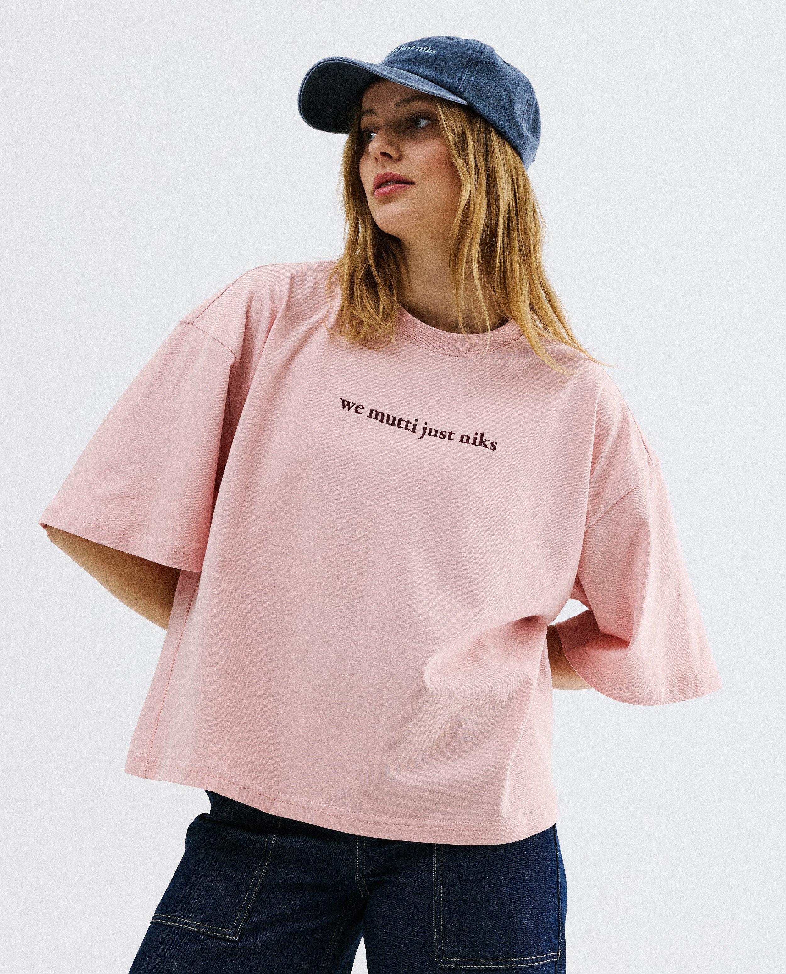 T-shirt We mutti just niks, oversized fit - Product Detail - lichtroze - afbeelding nummer 1