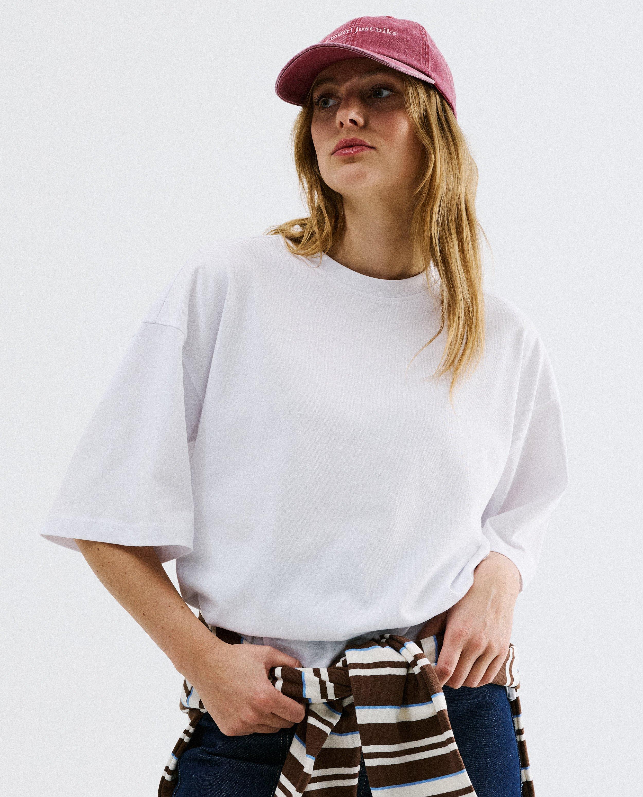 T-shirt met metallic opschrift, oversized fit - Product Detail - wit - afbeelding nummer 2