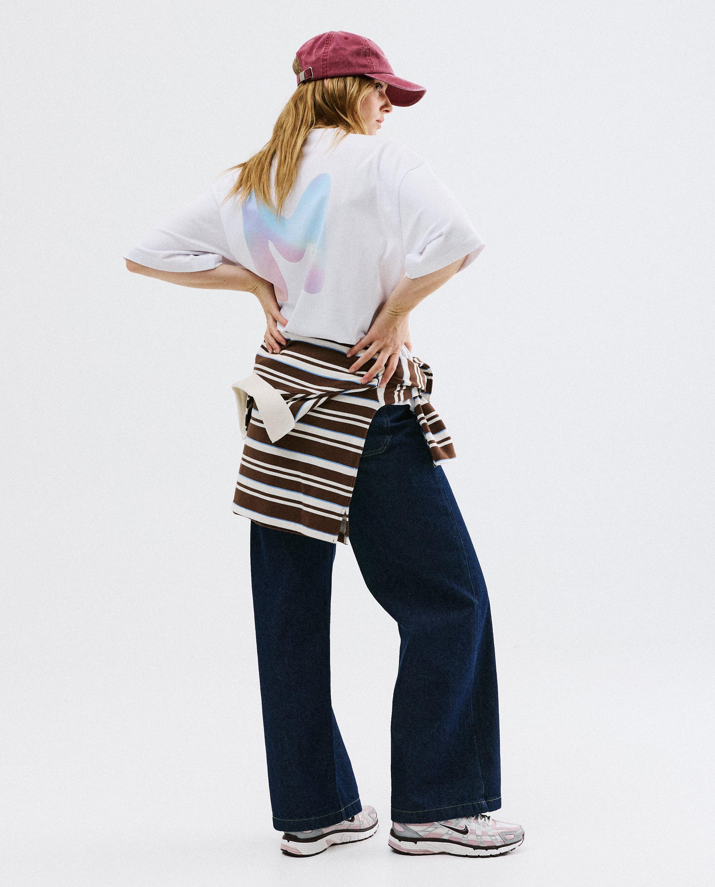 T-shirt met backprint, oversized fit - Product Detail - wit - afbeelding nummer 4