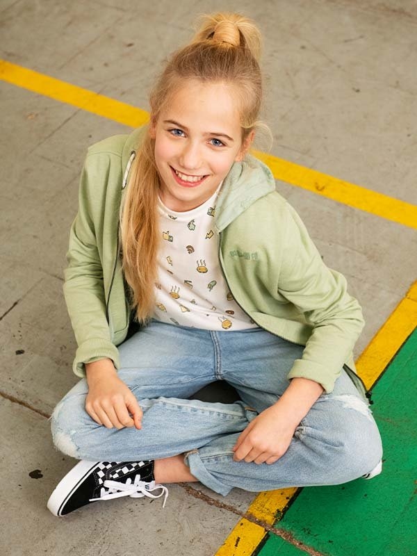 Dylan Haegens kleding bij JBC