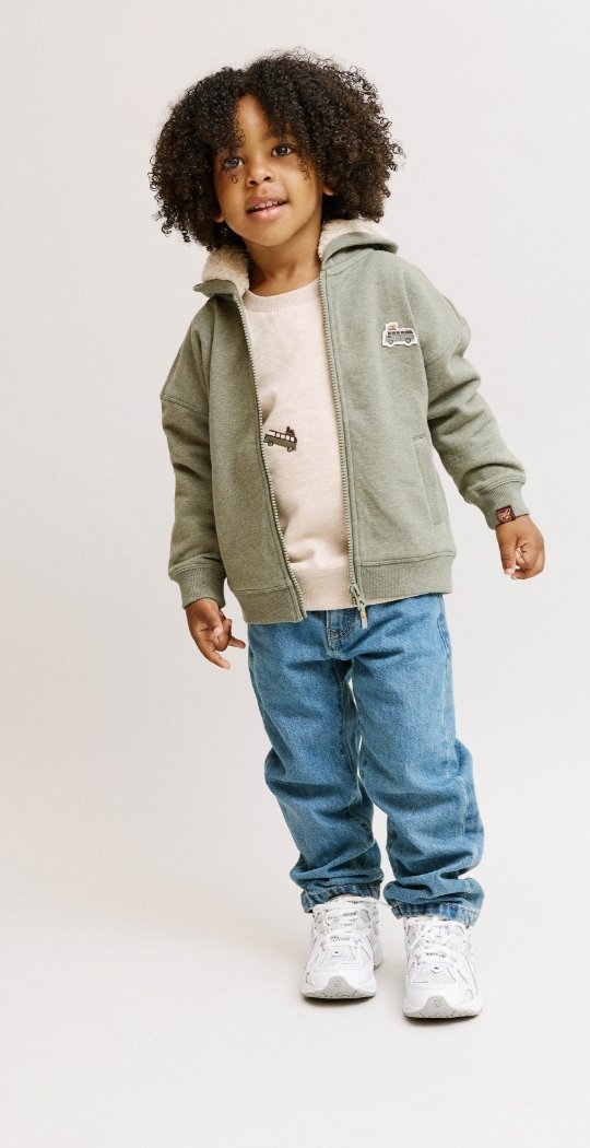 Acheter des vêtements pour garçons chez JBC