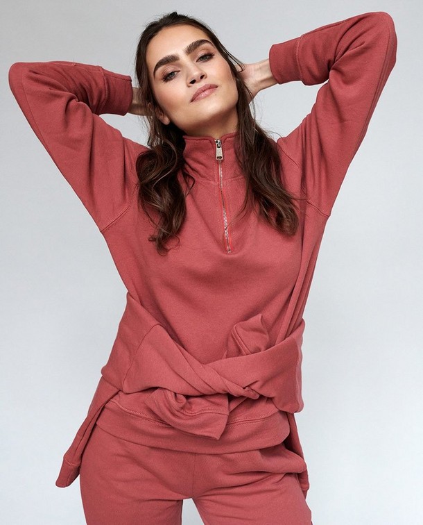 Boost je at-home looks Boost je at-home looks