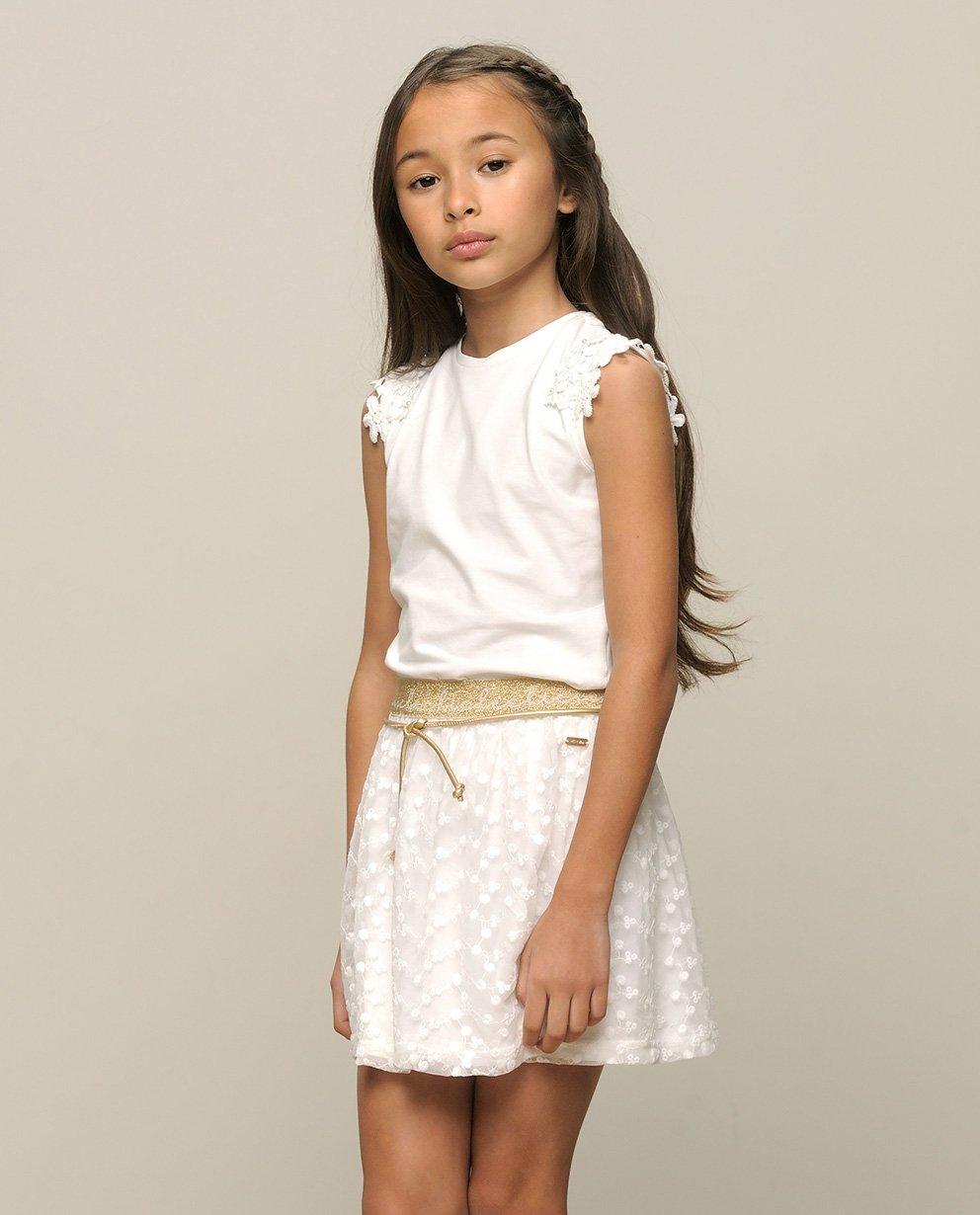 Floral touch aan je party outfit - 