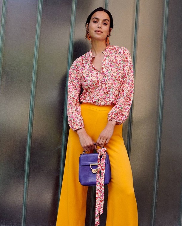 Stijlvolle look met bloemenprint Stijlvolle look met bloemenprint