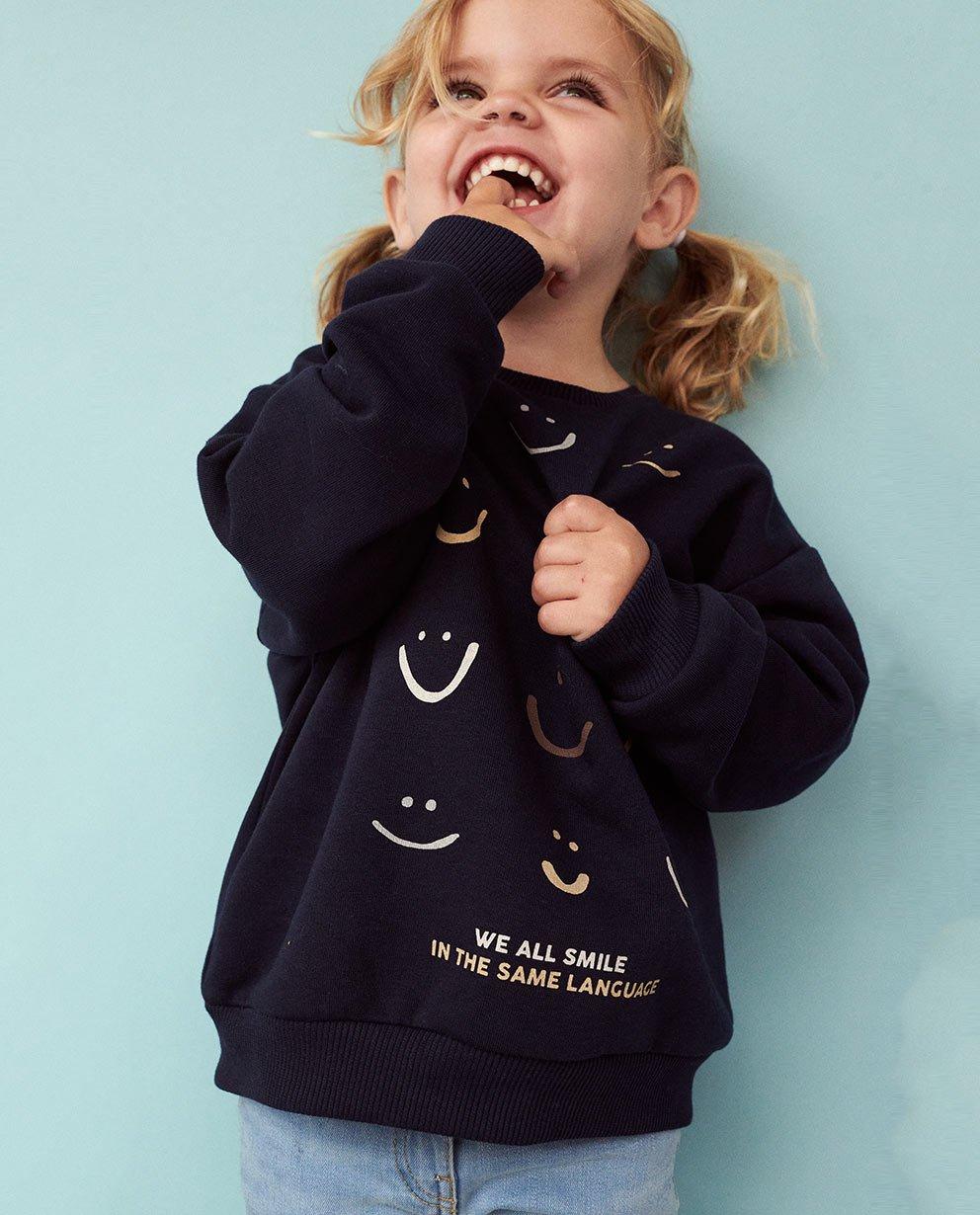 We all smile in the same language - null - 