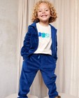 Zachte, donkerblauwe outfit