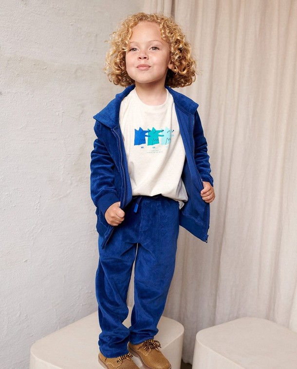 Zachte, donkerblauwe outfit Zachte, donkerblauwe outfit