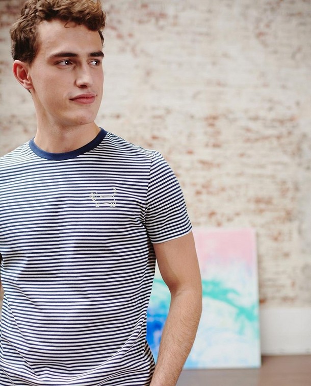 Un look classique et cool Un look classique et cool